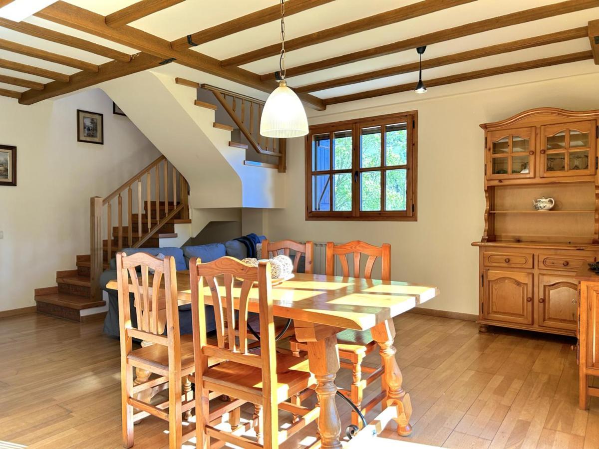 Duplex Familiar I De Muntanya A Escalo By Rural D'Aneu Appartement Buitenkant foto